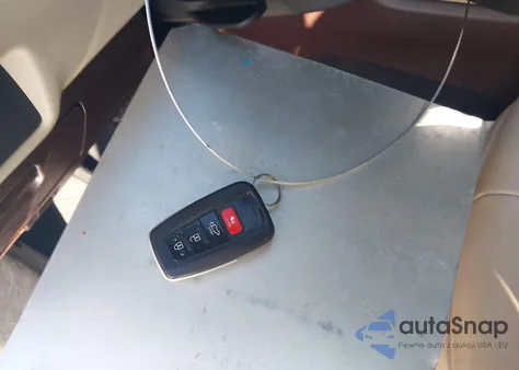 2021 Toyota Highlander Xle from USA, damaged, VIN 5TDGZRBH1MS058844